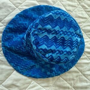 Blue velvet cool hat.